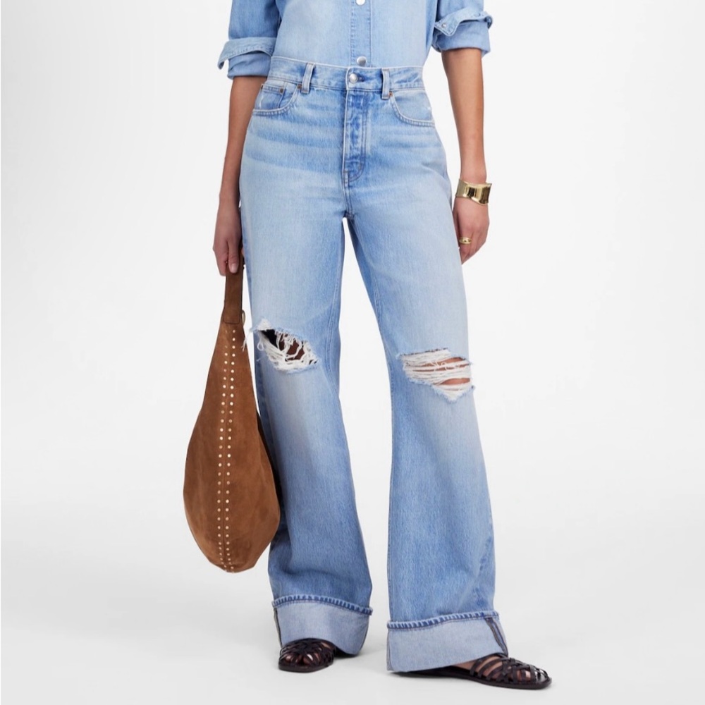 Women's Light Blue Jeans